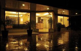 Hotel Skylon